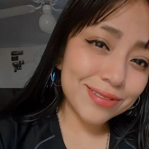 Meet your Posher, Isabel